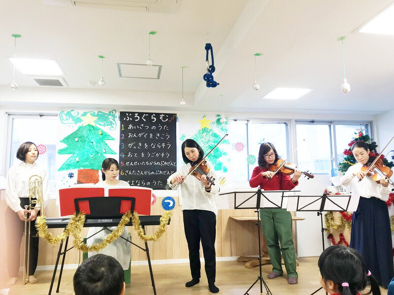 クリスマス会でアンサンブル